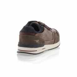 Mustang Baskets / Sneakers Homme Marron -Baskets / Sneakers Soldes 01W028984E