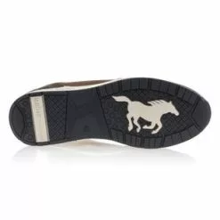 Mustang Baskets / Sneakers Homme Marron -Baskets / Sneakers Soldes 01W028984G